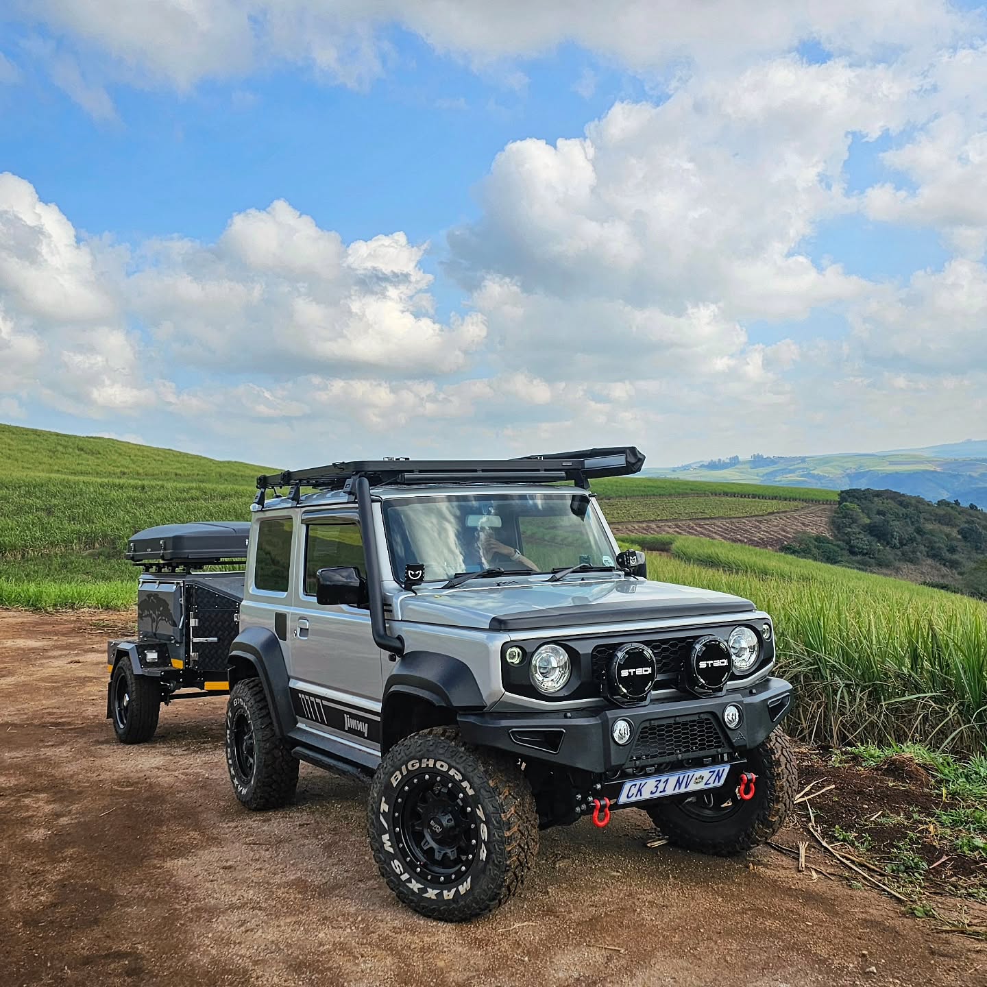Suzuki Jimny build by @dirt_road_duo