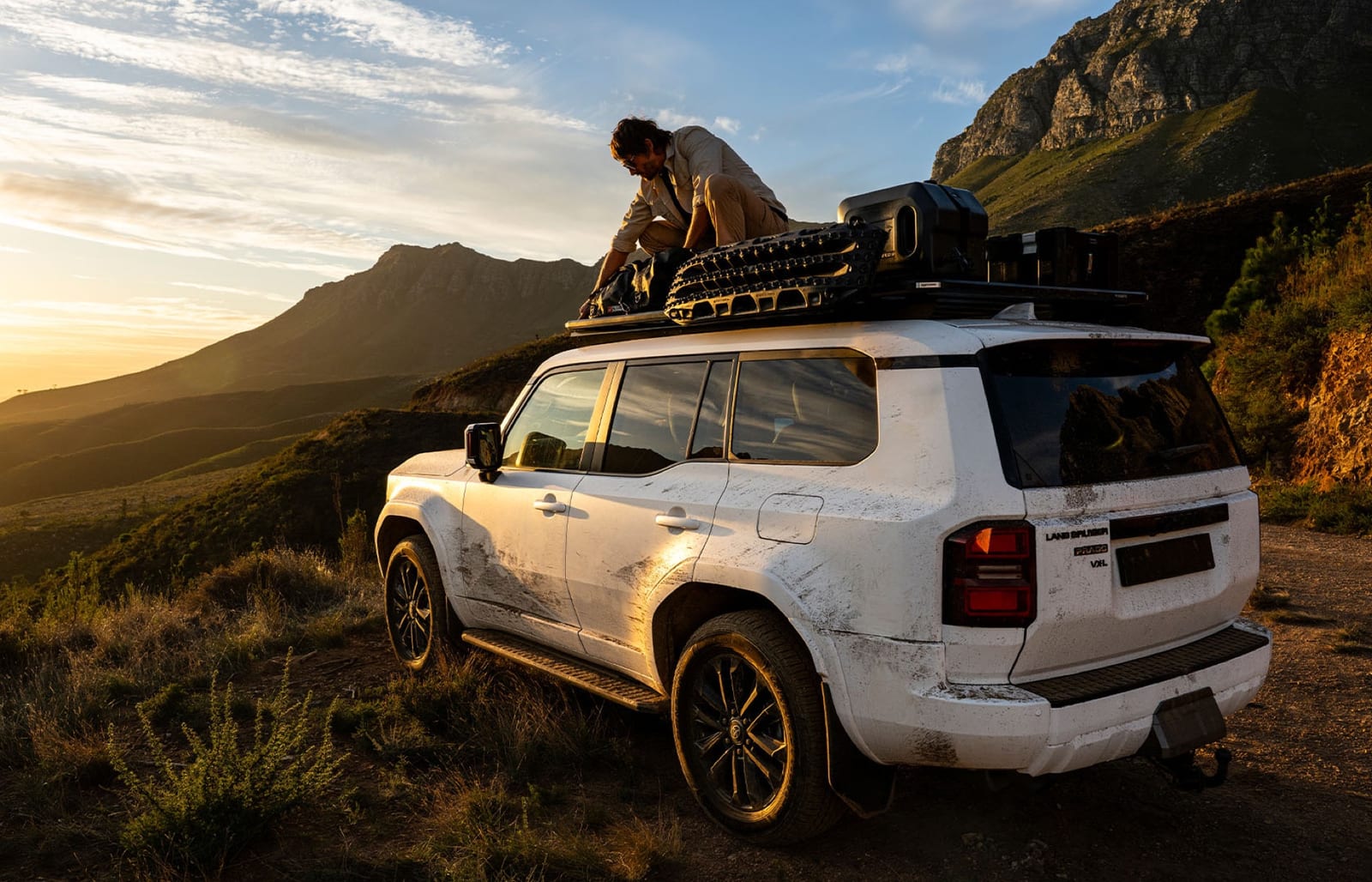 Slimline 3 roof rack on a Prado 250 at sunset, the same rack system made for the Jimny